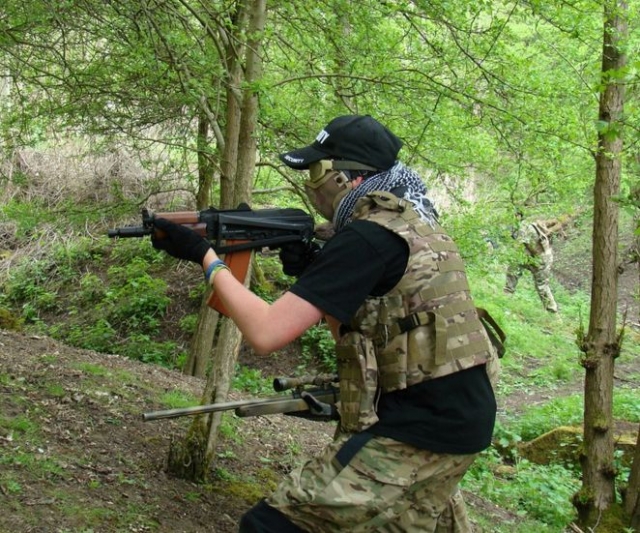  Airsoft y réplicas proporcionadas 